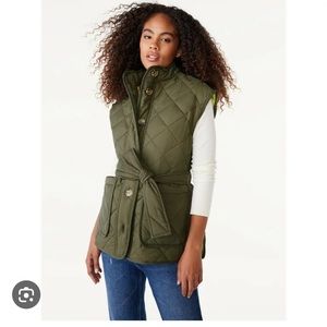 Free Assembly Women's Quilted Vest with Belt, Size large